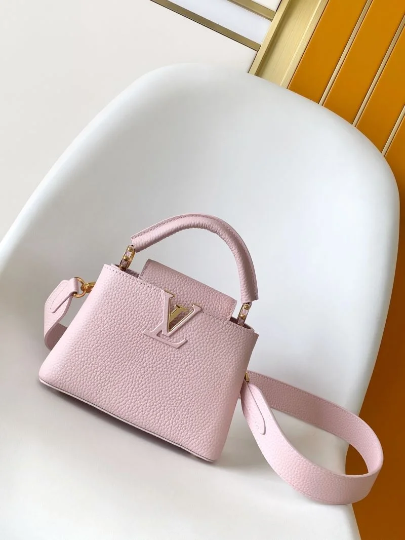 WrinkleFree Louis Vuitton Capucines BB Bags 43062