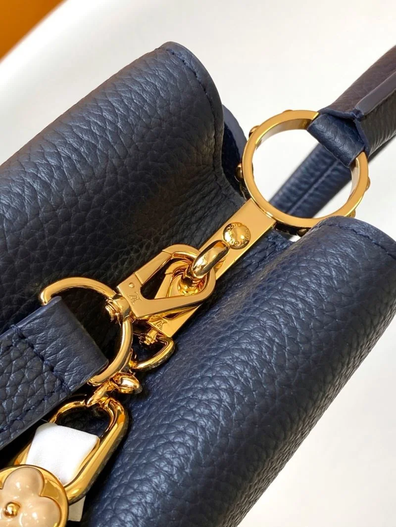 Durable Louis Vuitton Capucines BB Bags 42956