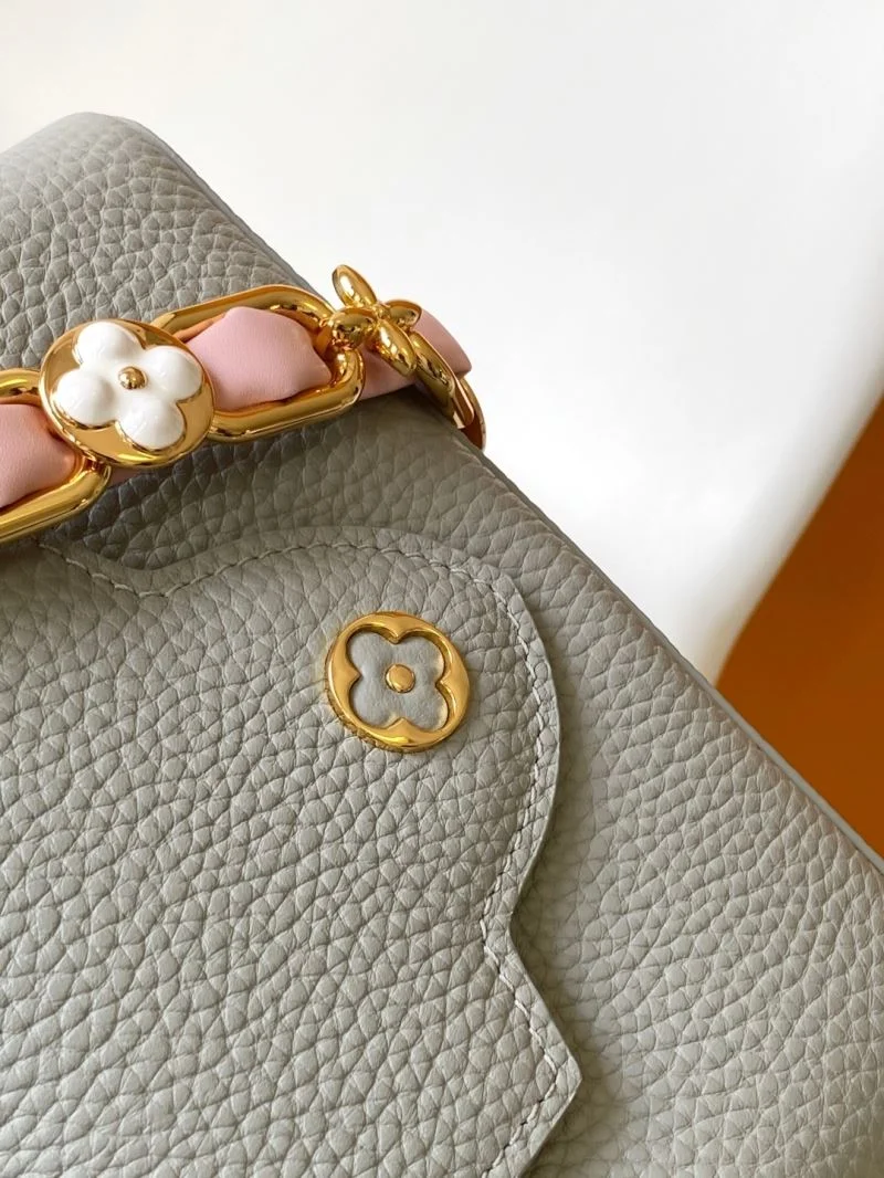 WaterResistant Louis Vuitton Capucines BB Bags 42958