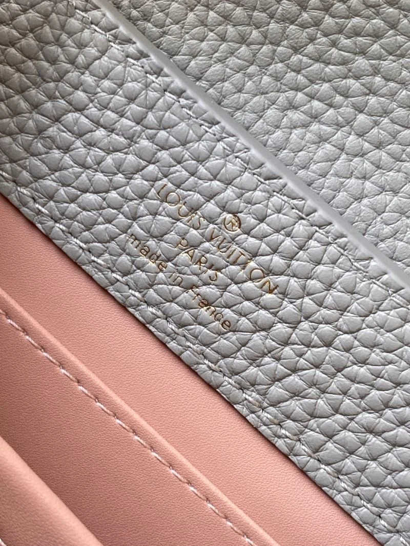 WaterResistant Louis Vuitton Capucines BB Bags 42958