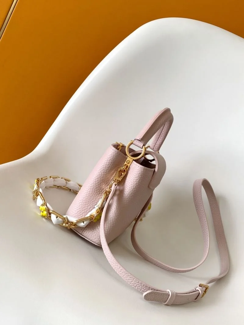 Comfortable Louis Vuitton Capucines BB Bags 42990