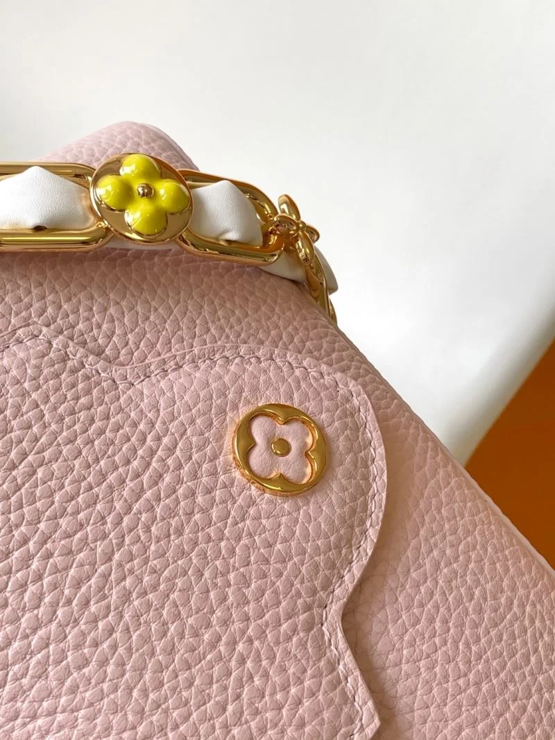 Comfortable Louis Vuitton Capucines BB Bags 42990