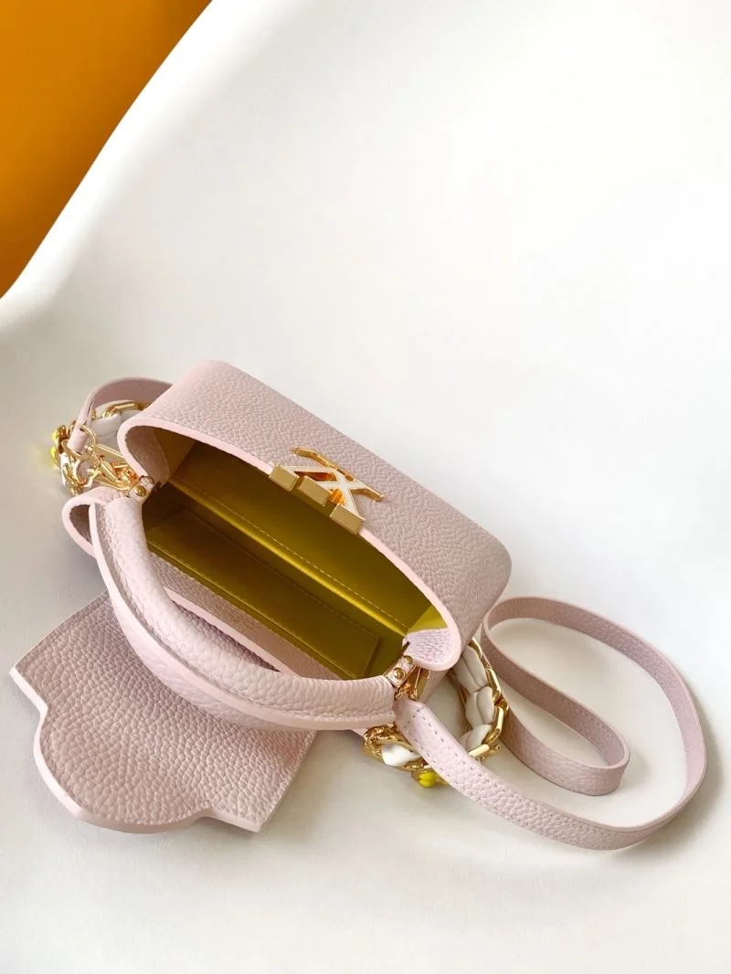 Comfortable Louis Vuitton Capucines BB Bags 42990