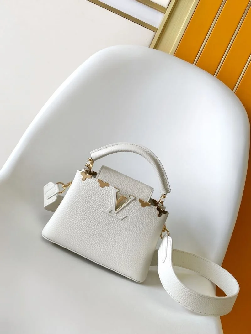 Comfortable Louis Vuitton Capucines BB Bags 42939