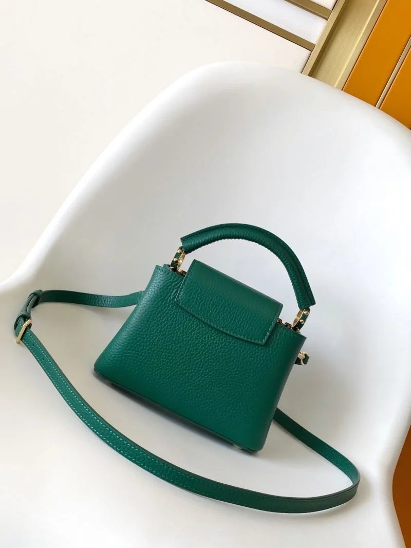 Lightweight Louis Vuitton Capucines BB Bags 42965