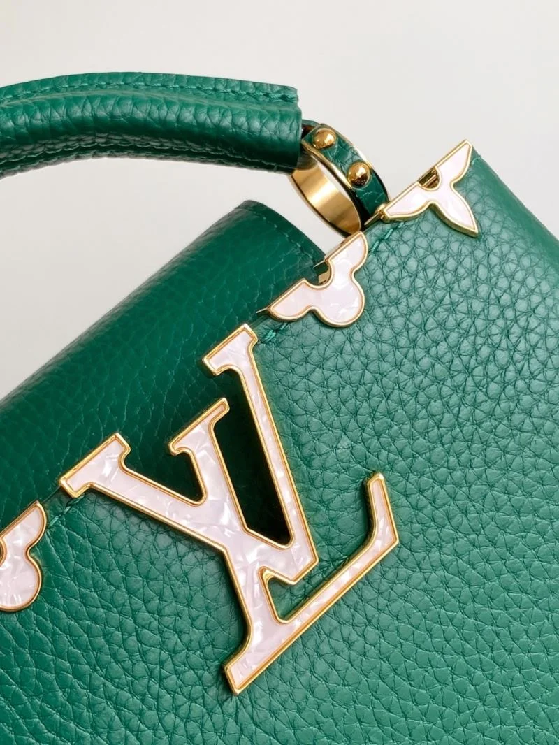 Lightweight Louis Vuitton Capucines BB Bags 42965