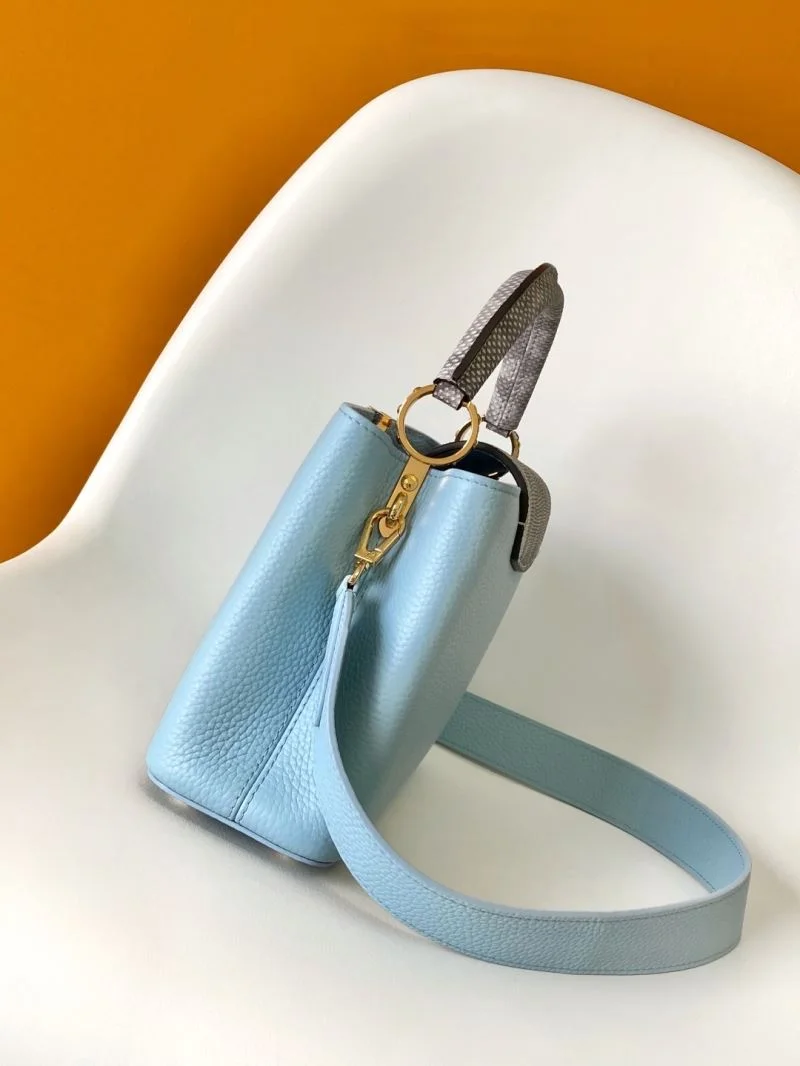 Minimalist Louis Vuitton Capucines BB Bags 42937