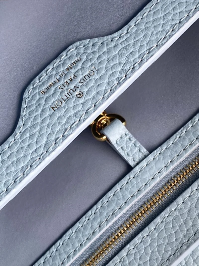Minimalist Louis Vuitton Capucines BB Bags 42937