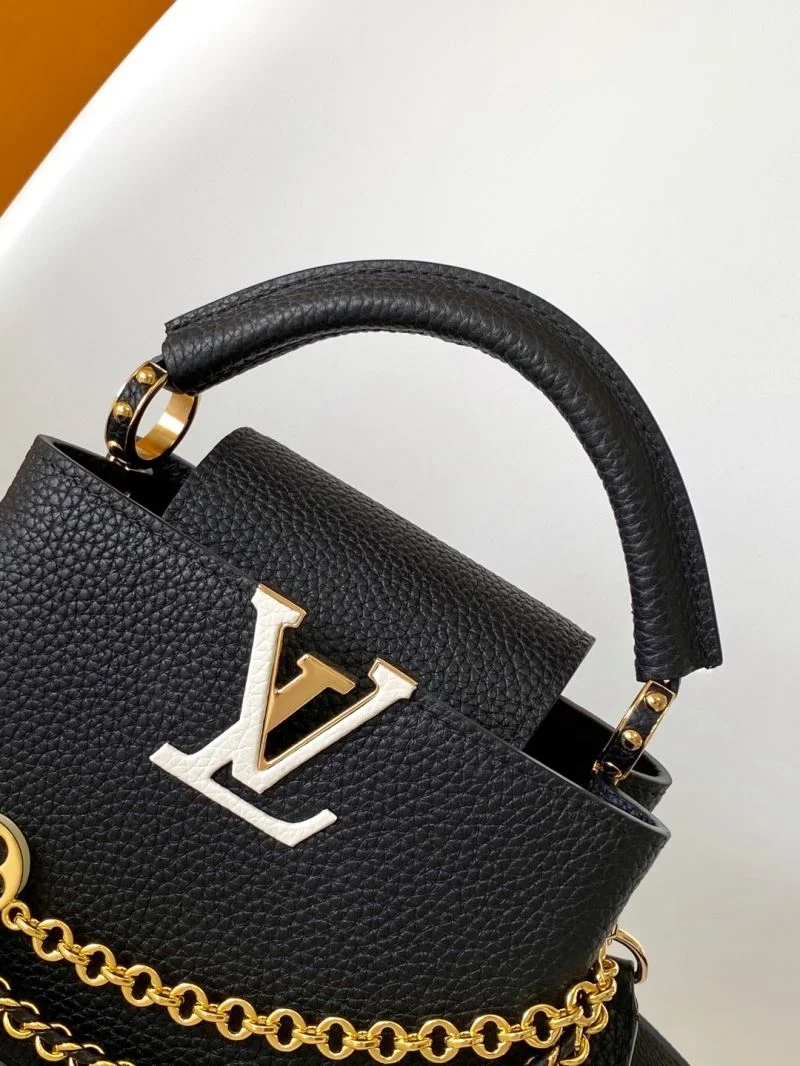 Attractive Louis Vuitton Capucines BB Bags 42930