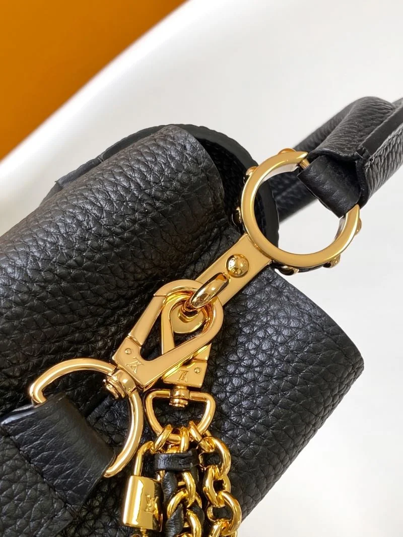 Attractive Louis Vuitton Capucines BB Bags 42930