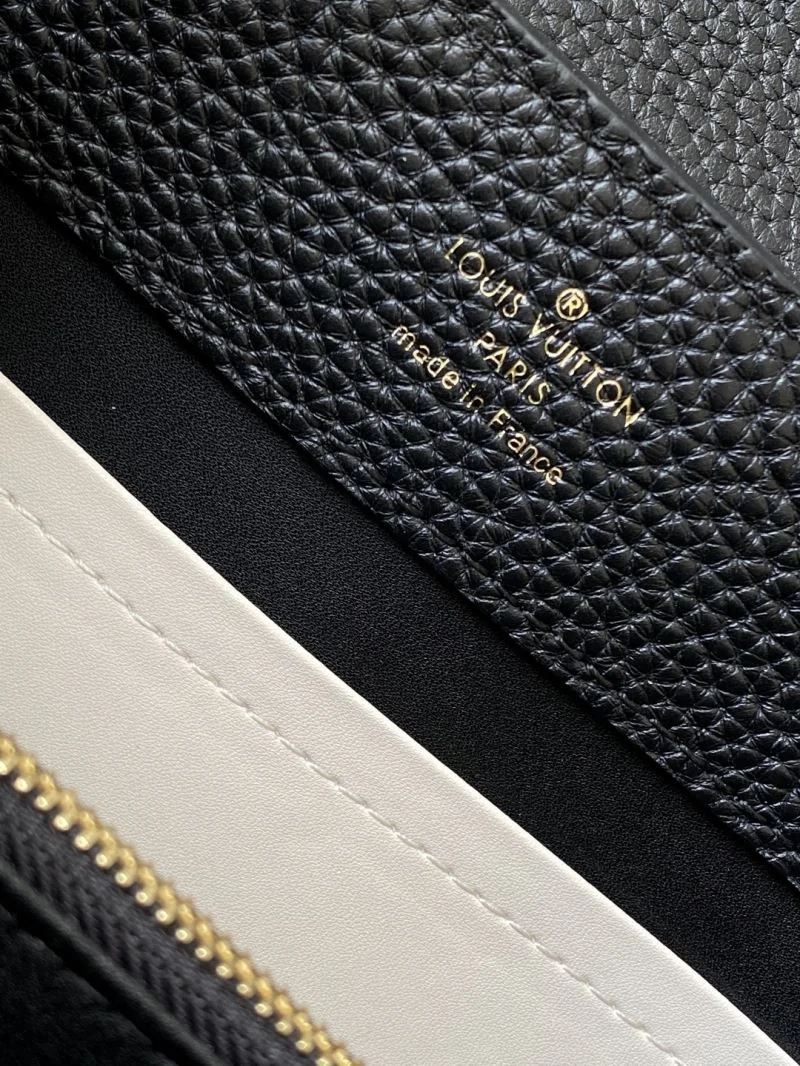 Louis Vuitton Capucines BB Bags Comfortable 42935