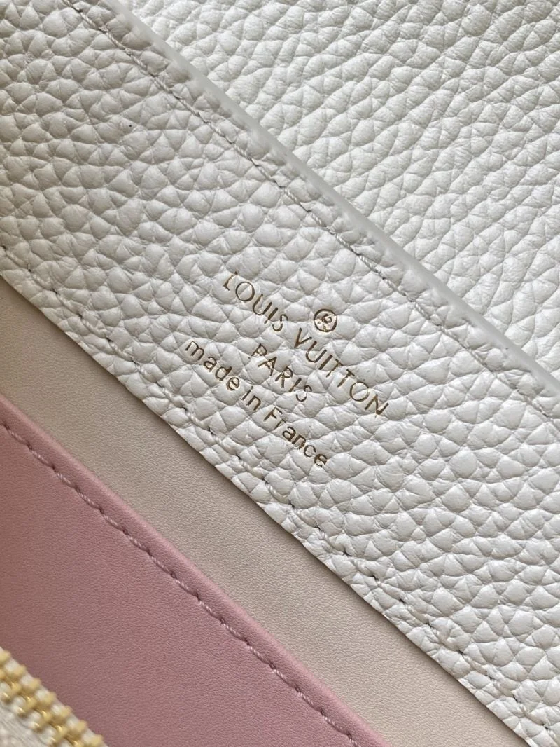 StreetReady Louis Vuitton Capucines BB Bags 42962