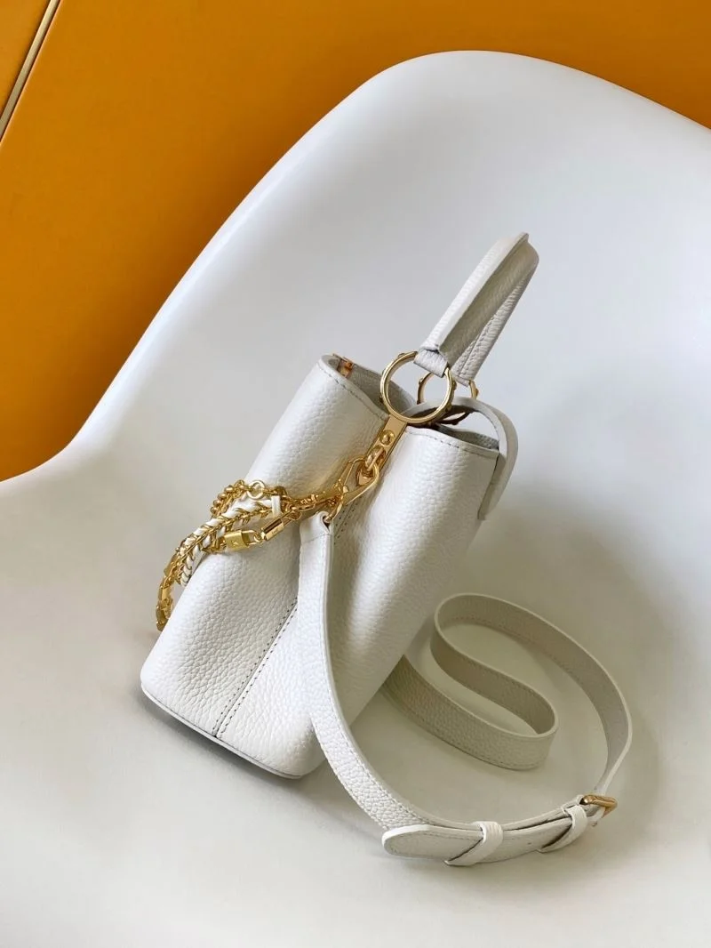Contemporary Louis Vuitton Capucines BB Bags 42925