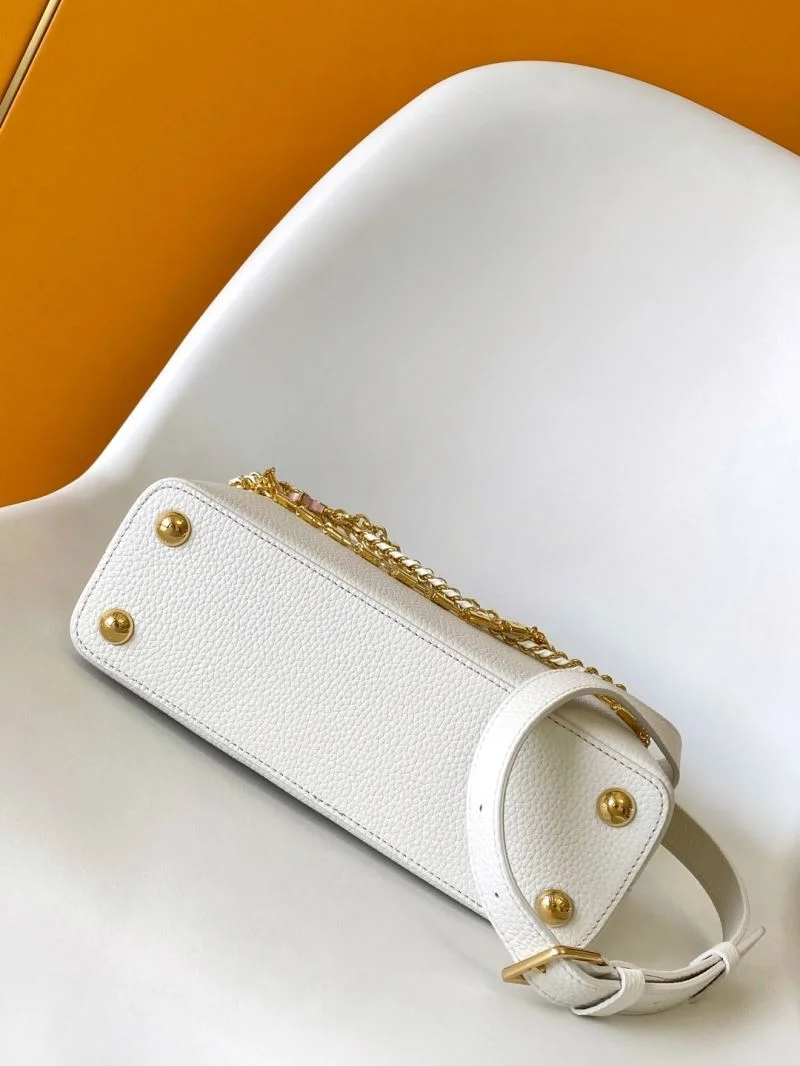 Contemporary Louis Vuitton Capucines BB Bags 42925