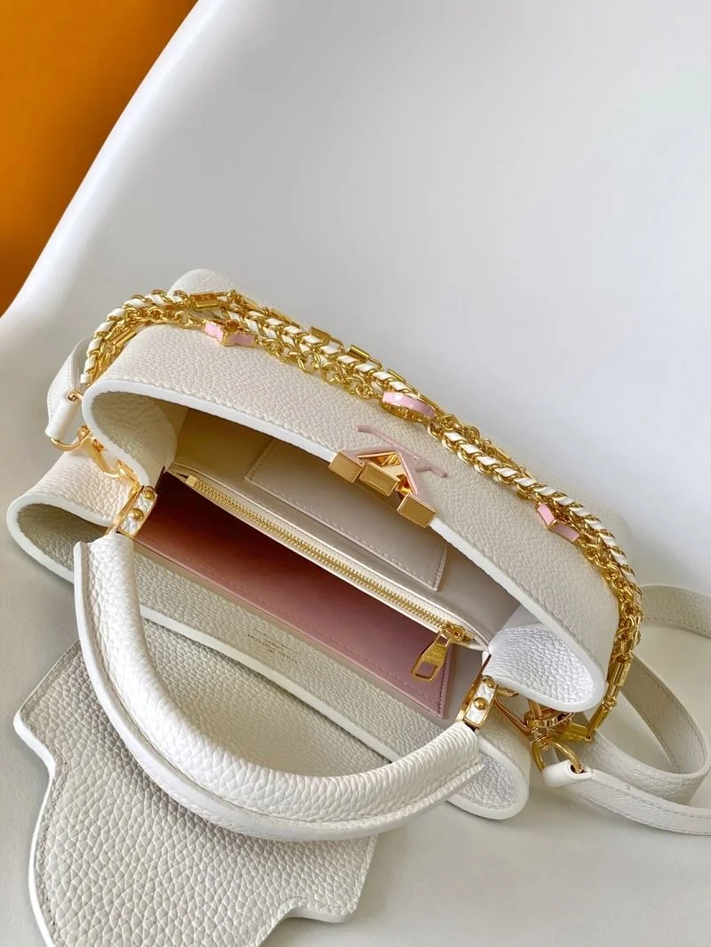 Contemporary Louis Vuitton Capucines BB Bags 42925