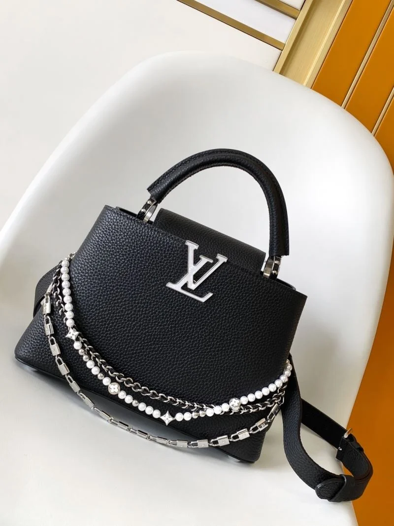 Classic Louis Vuitton Capucines BB Bags 42934
