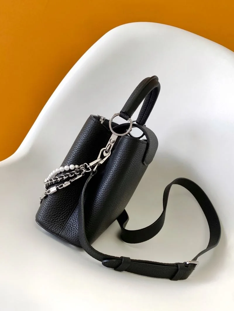 Classic Louis Vuitton Capucines BB Bags 42934