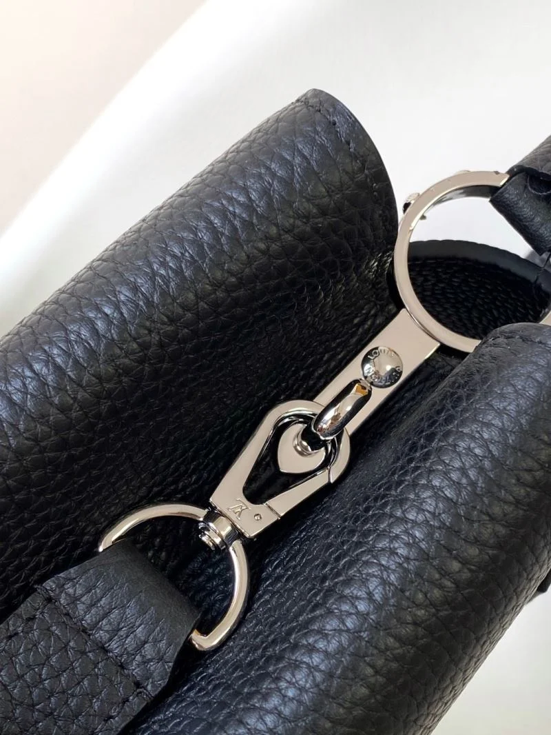 Classic Louis Vuitton Capucines BB Bags 42934
