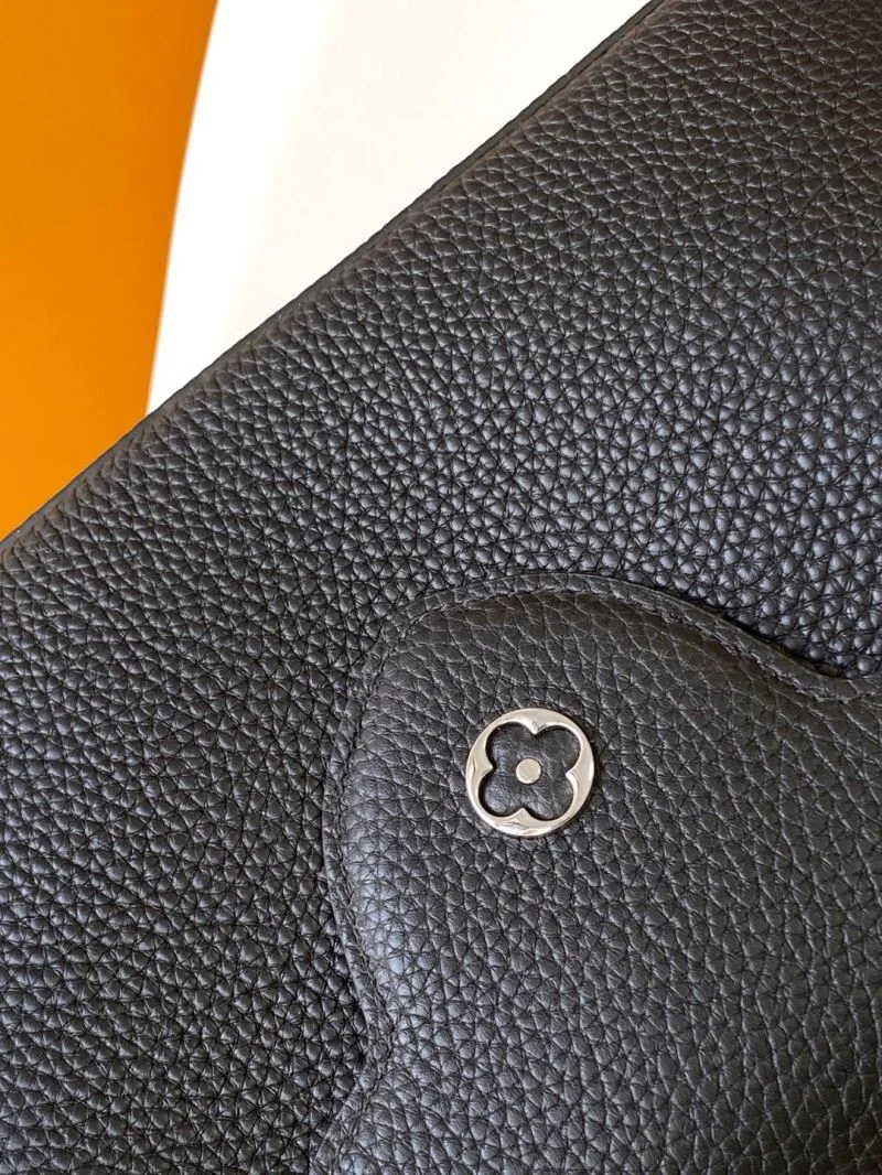 Classic Louis Vuitton Capucines BB Bags 42934