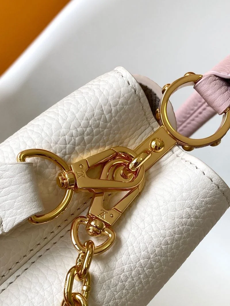 TopPick Louis Vuitton Capucines BB Bags 42923