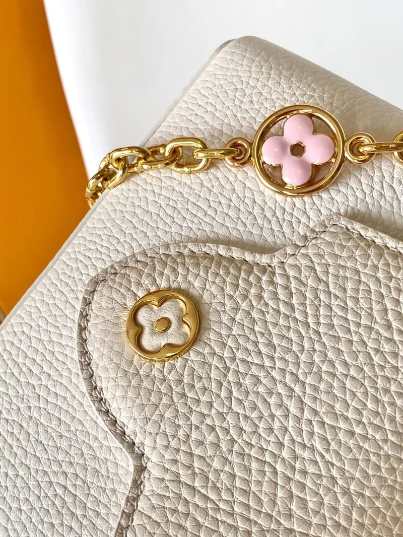TopPick Louis Vuitton Capucines BB Bags 42923