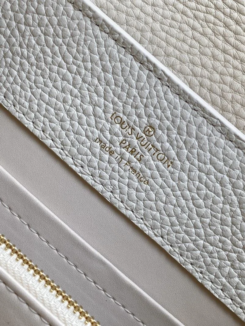 Louis Vuitton Capucines BB Bags AllSeason 42967