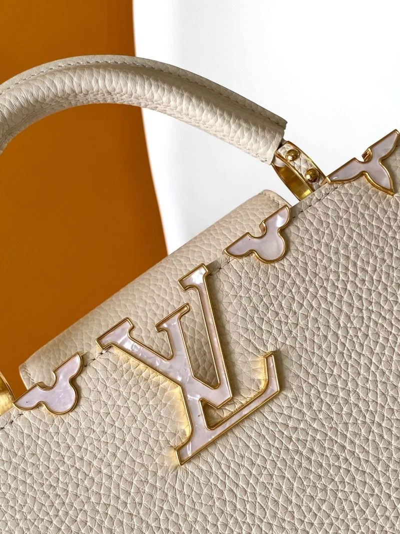 FreshLook Louis Vuitton Capucines BB Bags 42953