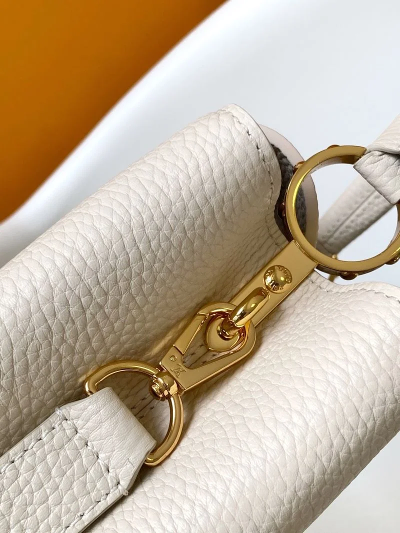FreshLook Louis Vuitton Capucines BB Bags 42953