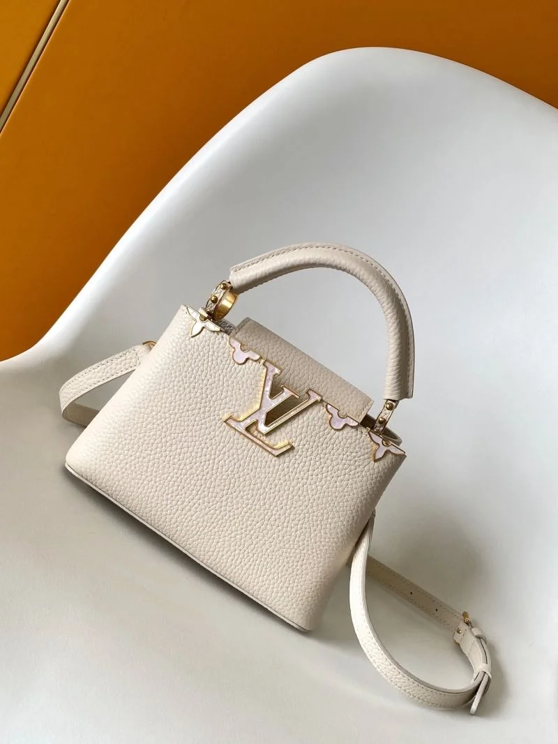Louis Vuitton Capucines BB Bags Elegant 42916