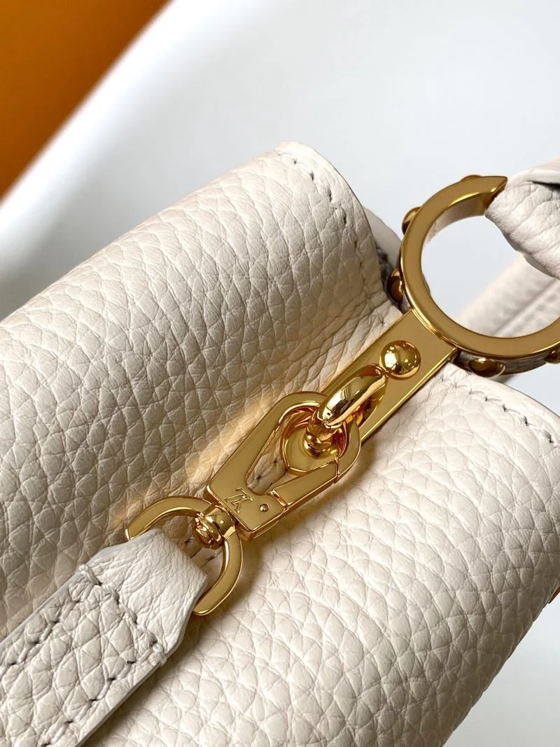 Louis Vuitton Capucines BB Bags Elegant 42916