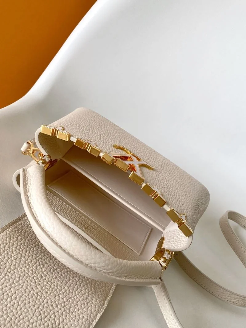 Louis Vuitton Capucines BB Bags Elegant 42916