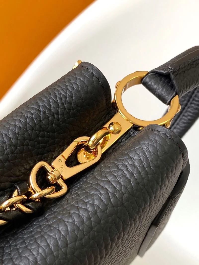 Snug Louis Vuitton Capucines BB Bags 42929