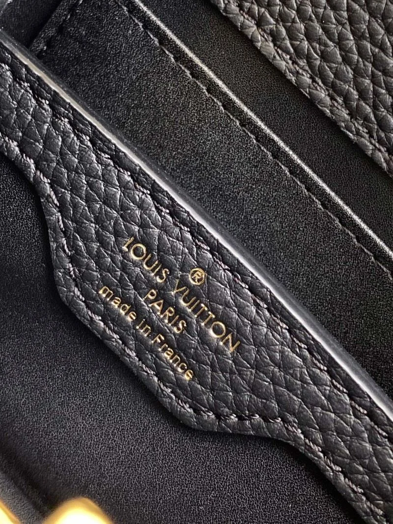 Snug Louis Vuitton Capucines BB Bags 42929