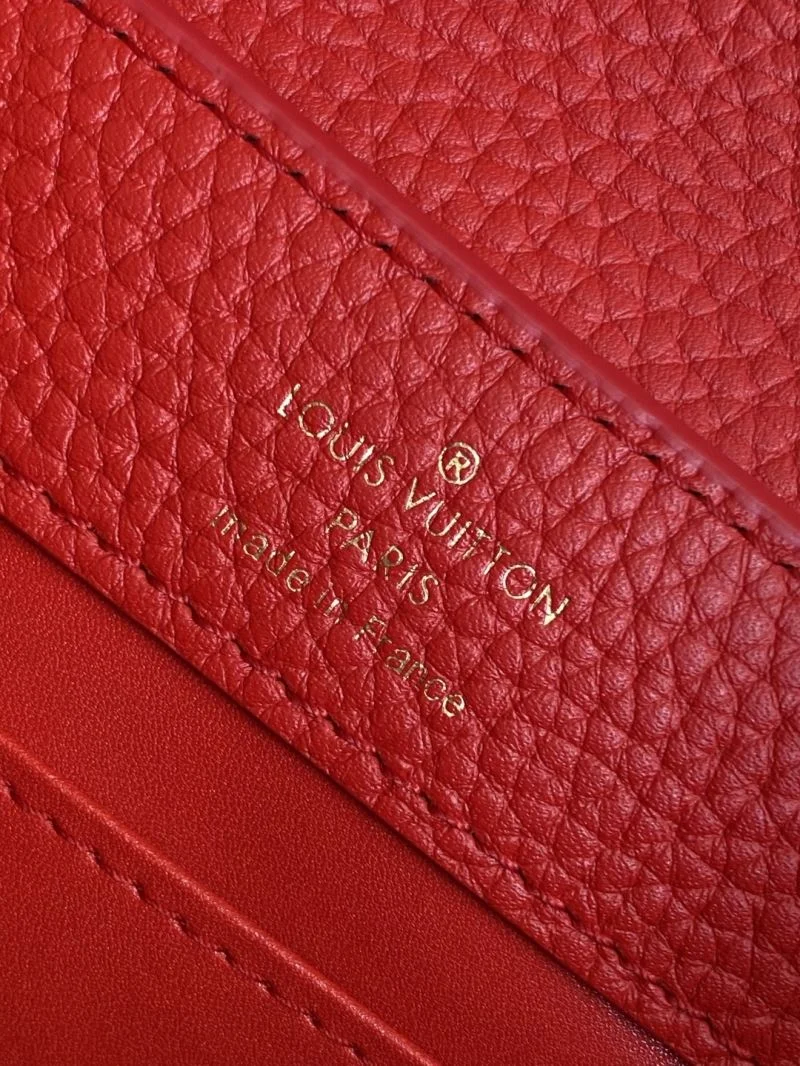 WrinkleFree Louis Vuitton Capucines BB Bags 42985