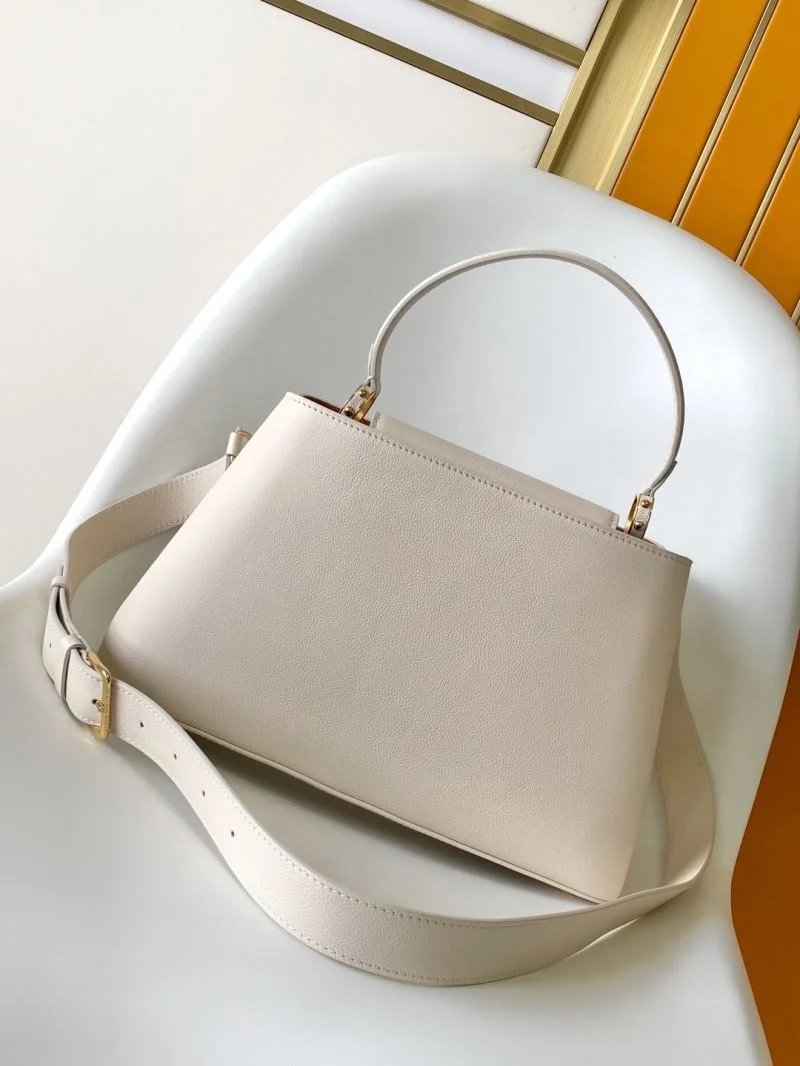 MoistureWicking Louis Vuitton Capucines BB Bags 42912