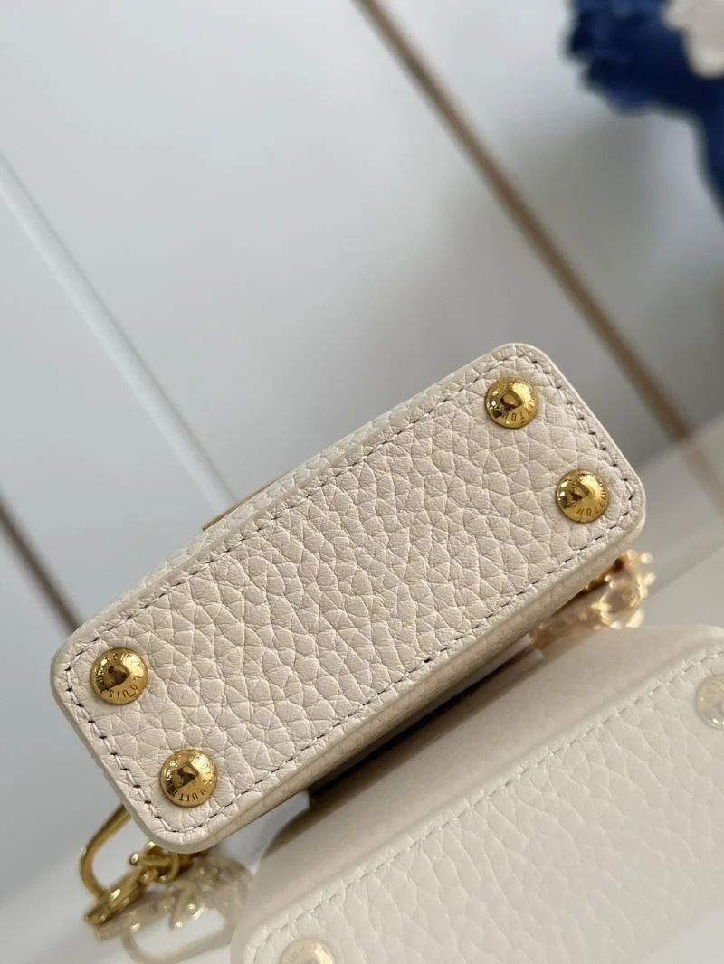 Louis Vuitton Capucines BB Bags Premium 41393