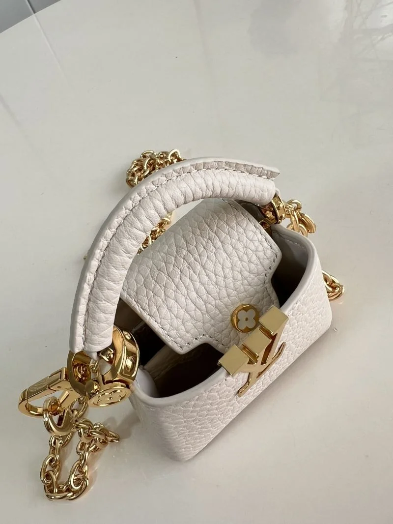 Louis Vuitton Capucines BB Bags Premium 41393