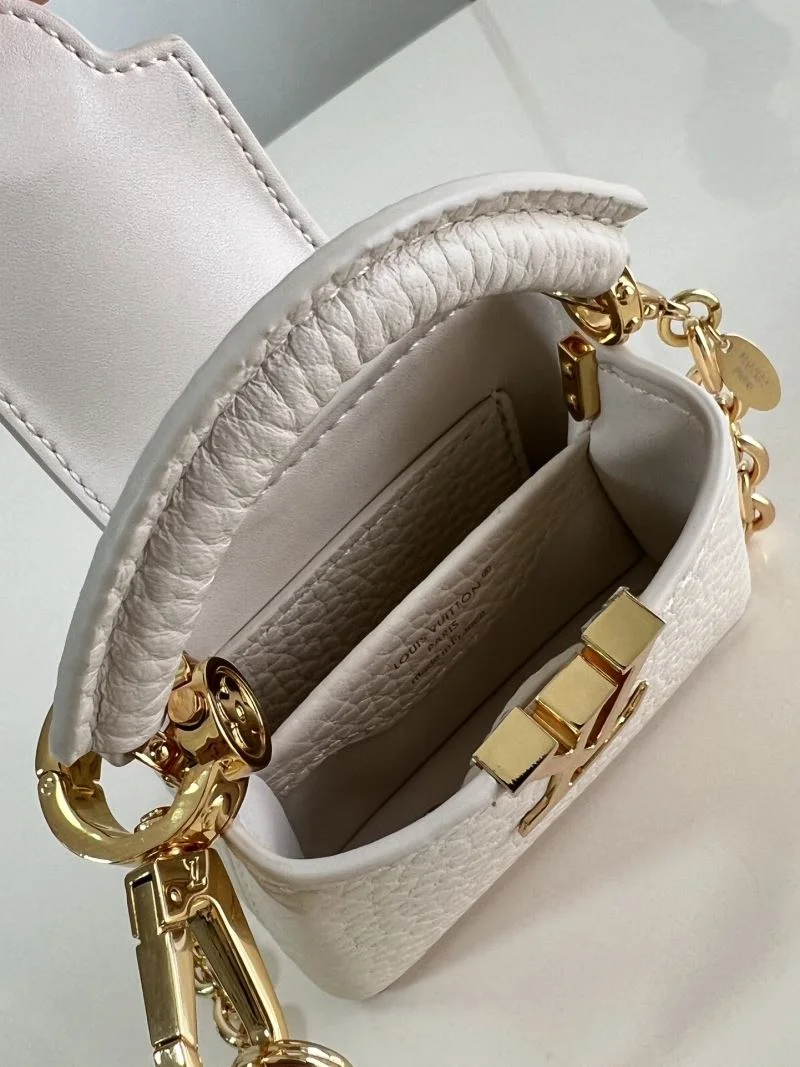 Louis Vuitton Capucines BB Bags Premium 41393