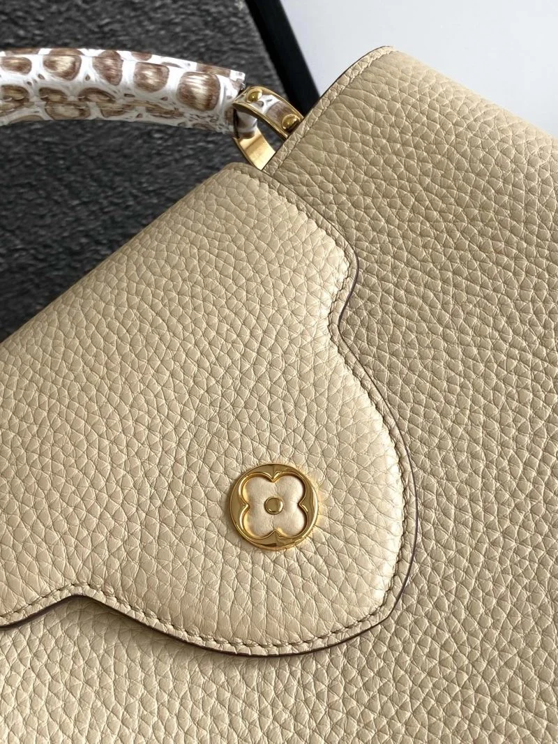 Louis Vuitton Capucines BB Bags Casual 41386