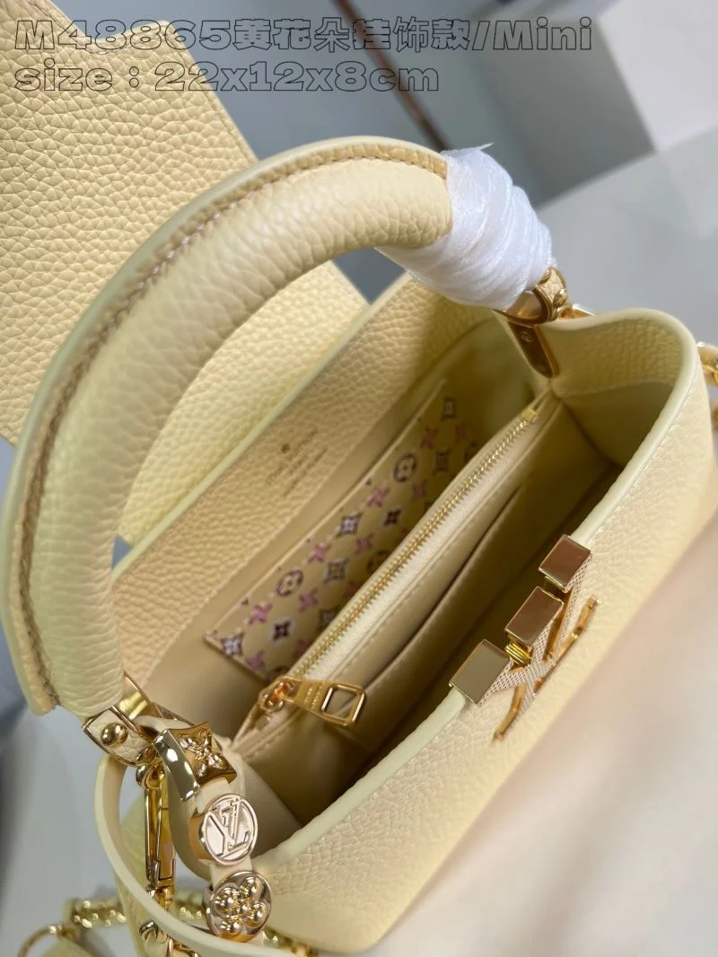 MoistureWicking Louis Vuitton Capucines BB Bags 41385
