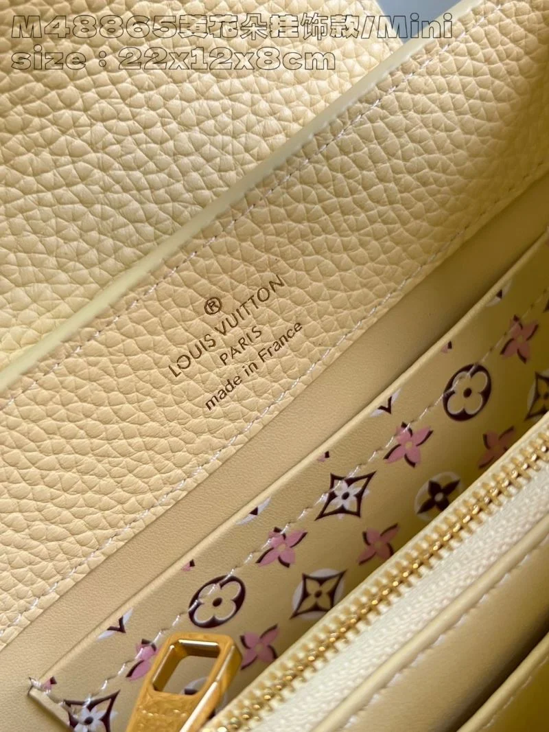 MoistureWicking Louis Vuitton Capucines BB Bags 41385