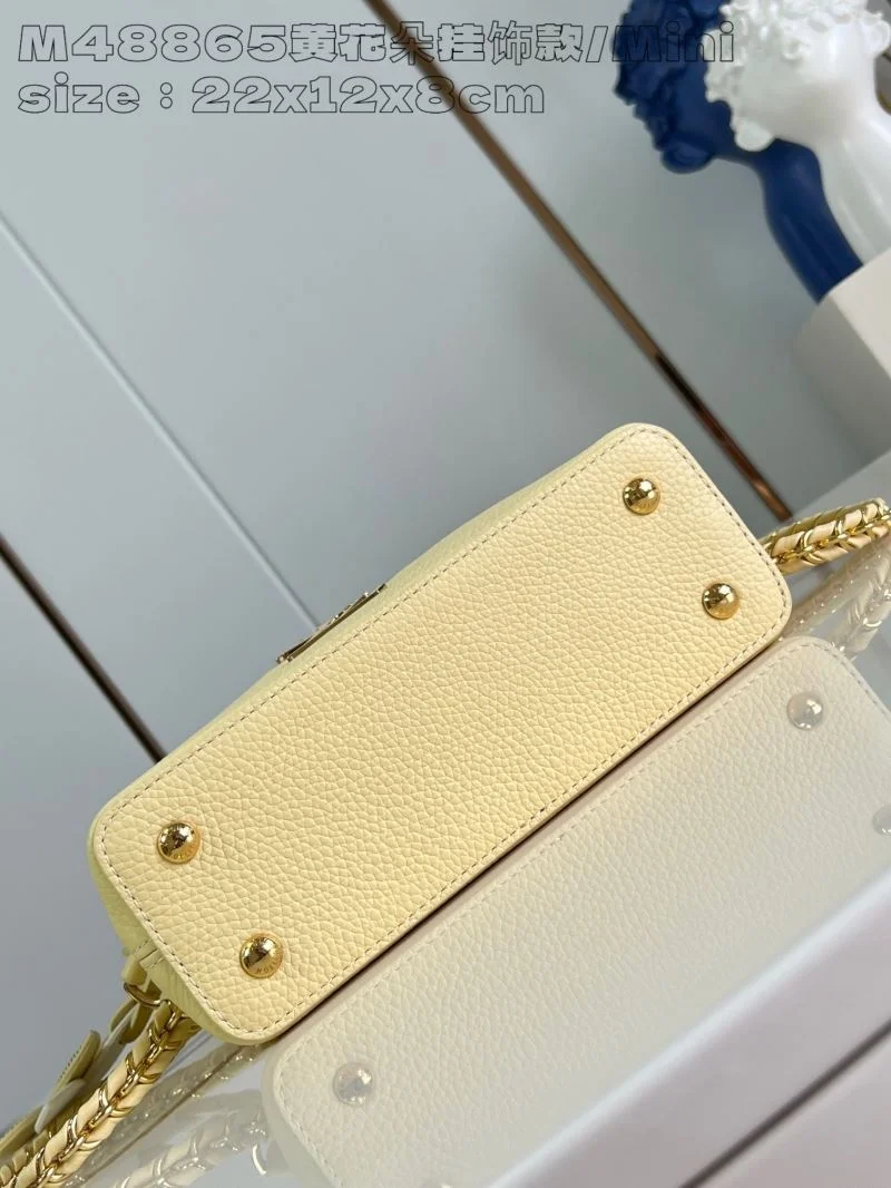 MoistureWicking Louis Vuitton Capucines BB Bags 41385