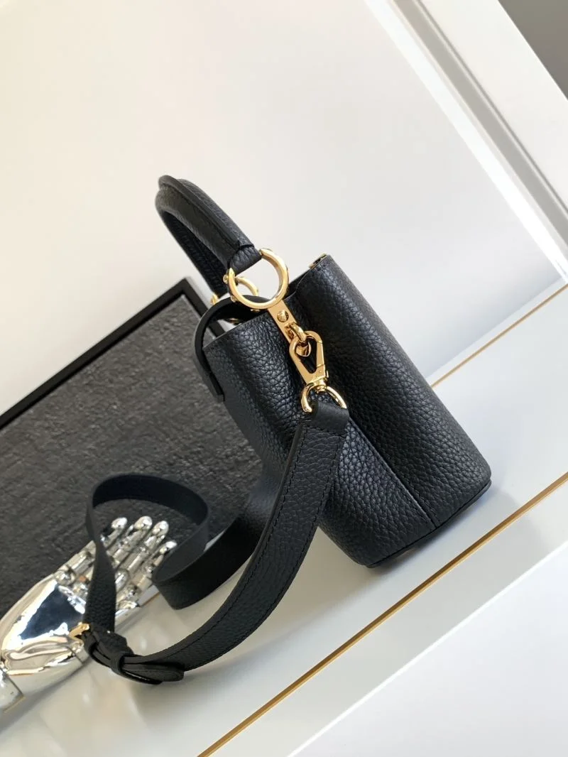 Louis Vuitton Capucines BB Bags Versatile 41374