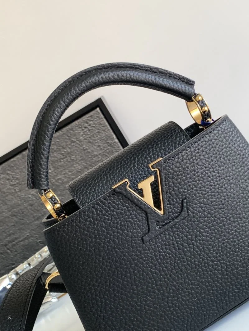 Louis Vuitton Capucines BB Bags Versatile 41374