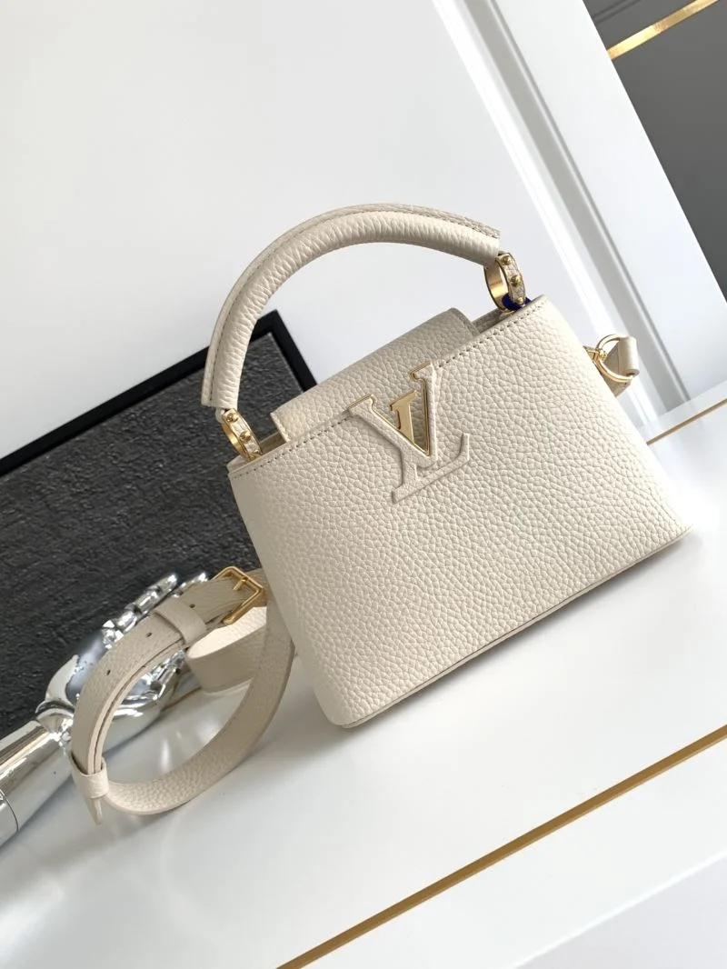 Durable Louis Vuitton Capucines BB Bags 41383