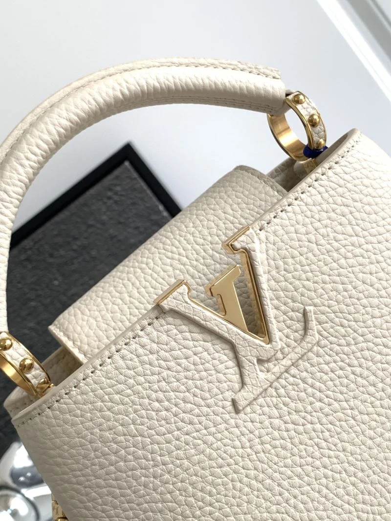 Durable Louis Vuitton Capucines BB Bags 41383