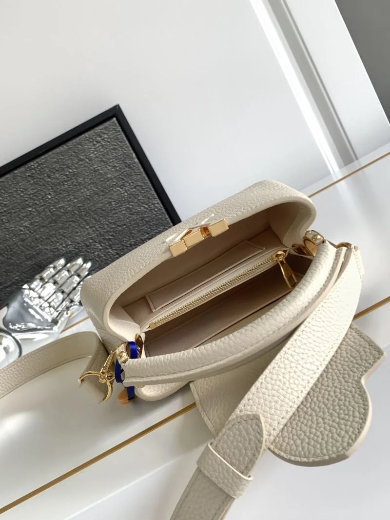 Durable Louis Vuitton Capucines BB Bags 41383
