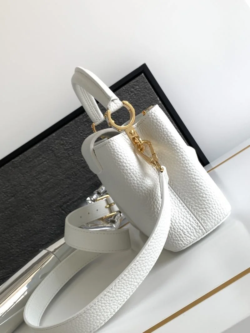 Functional Louis Vuitton Capucines BB Bags 41366