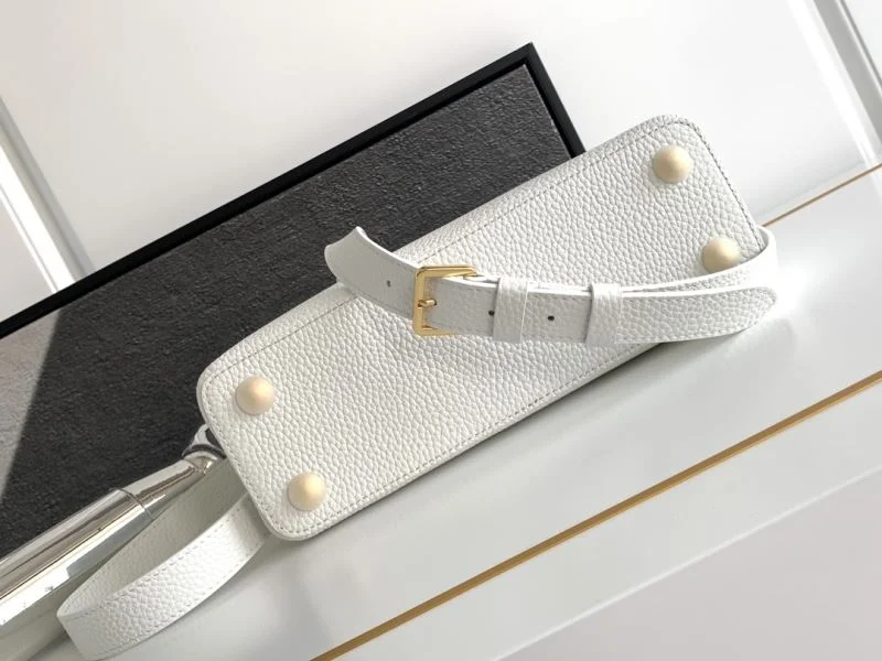 Louis Vuitton Capucines BB Bags FastDry 41446