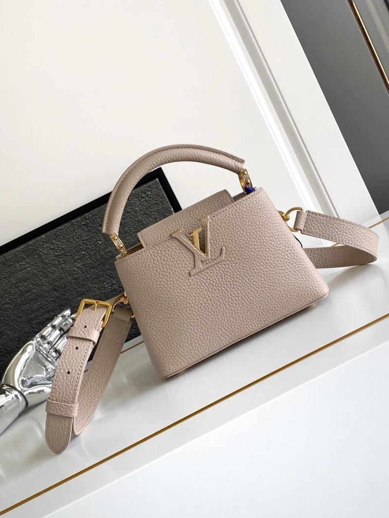 Louis Vuitton Capucines BB Bags FastDry 41408